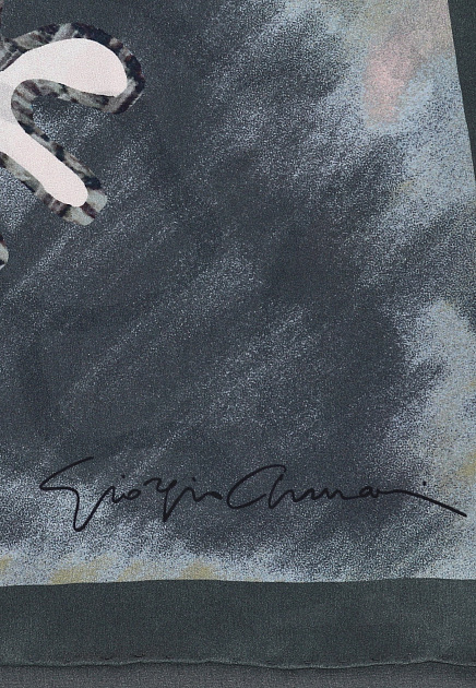 Серый шелковый платок с фантазийным рисунком GIORGIO ARMANI - ИТАЛИЯ