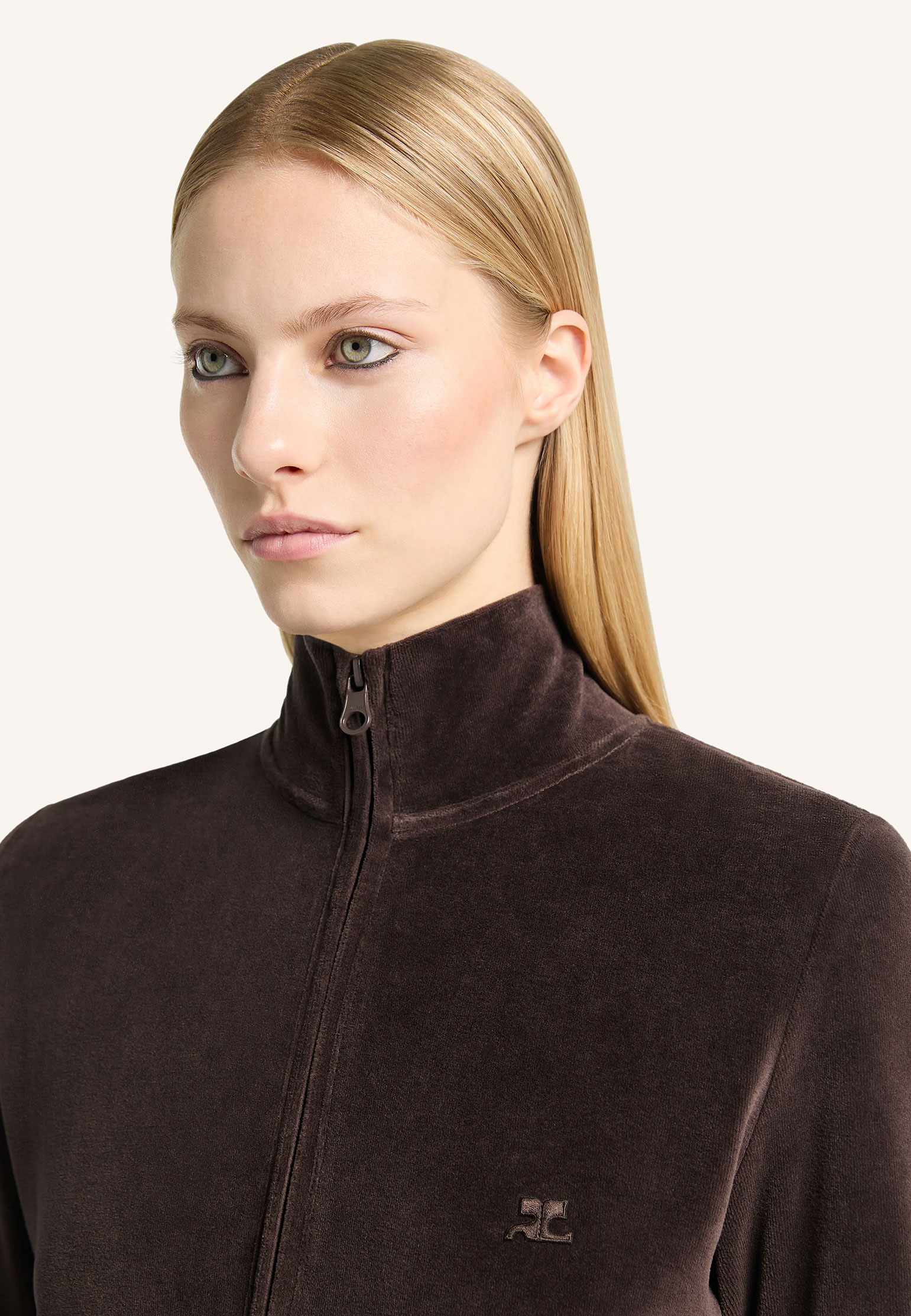 Олимпийка COURREGES  S размера - цвет коричневый