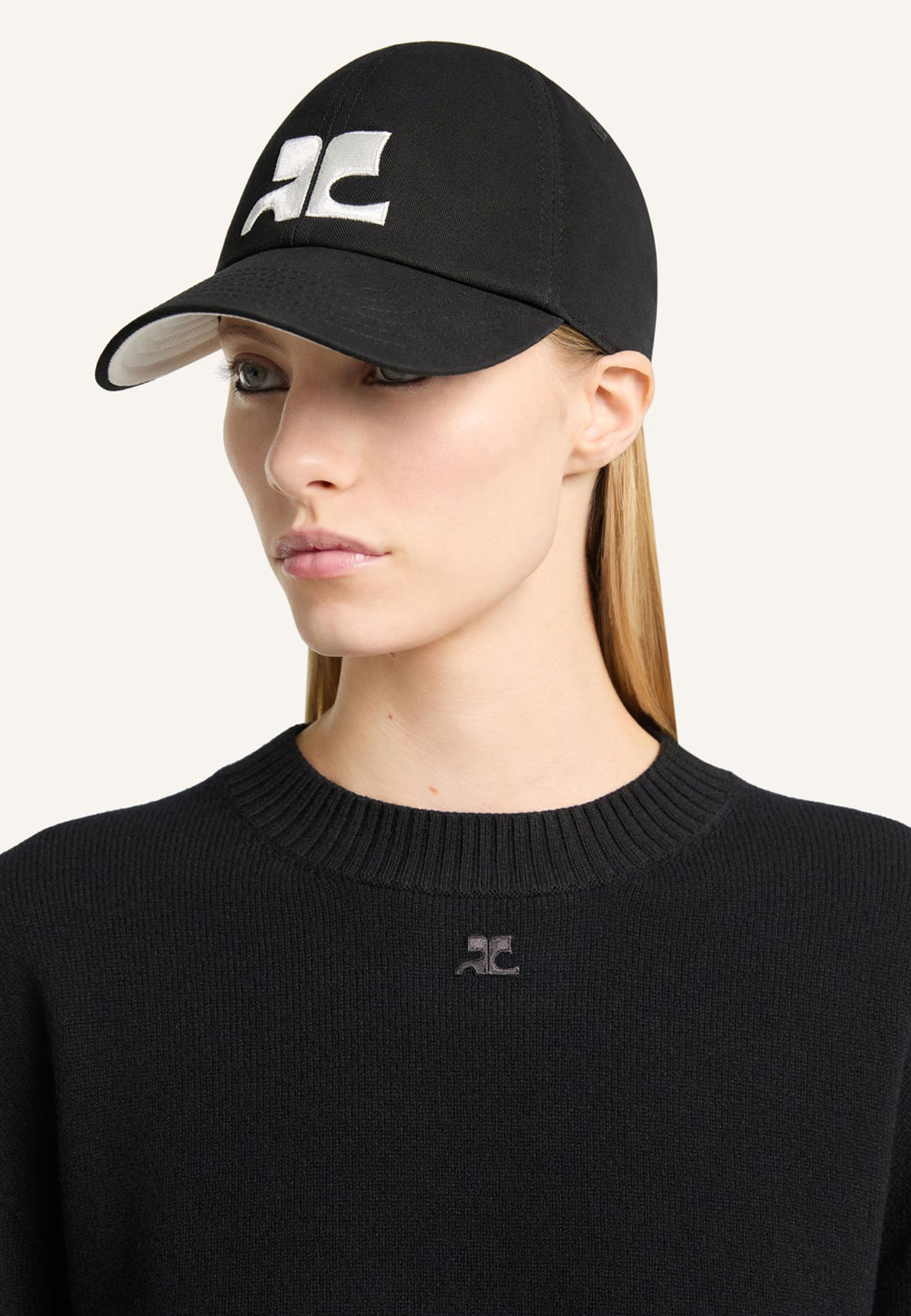 Бейсболка COURREGES