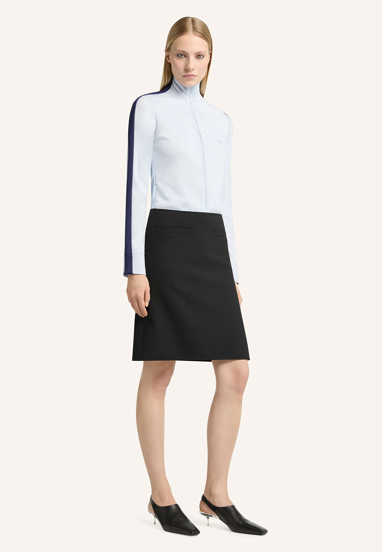 Олимпийка COURREGES  XS размера - цвет голубой