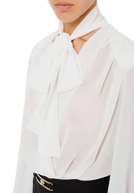 Блуза белого цвета